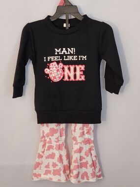 NWOT Amazon Kids Pullover with Pink Patterned Flared Pants Size 18-24